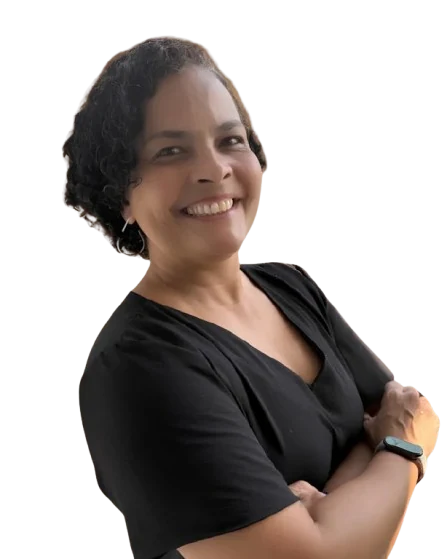 Janaina Santoro, alfabetizadora com mais de 25 anos de experiência