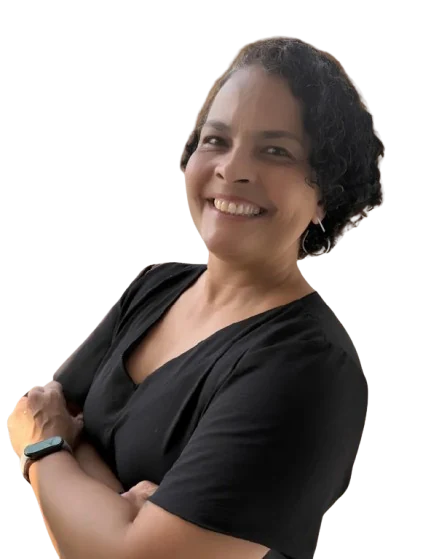 Janaina Santoro, alfabetizadora com mais de 25 anos de experiência